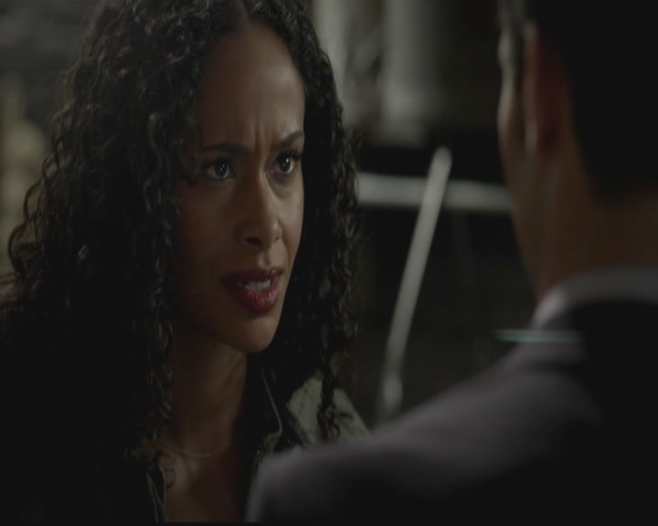 VampireDiariesWorld-dot-org_TheOriginals1x06FruitsOfThePoisonedTree0736.jpg