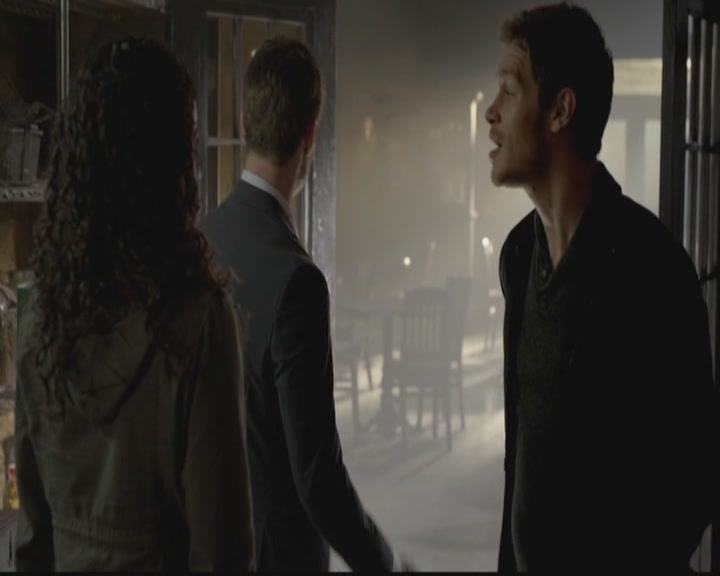 VampireDiariesWorld-dot-org_TheOriginals1x06FruitsOfThePoisonedTree0745.jpg