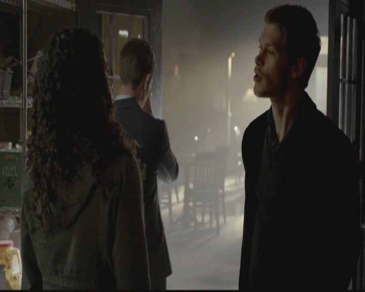 VampireDiariesWorld-dot-org_TheOriginals1x06FruitsOfThePoisonedTree0746.jpg