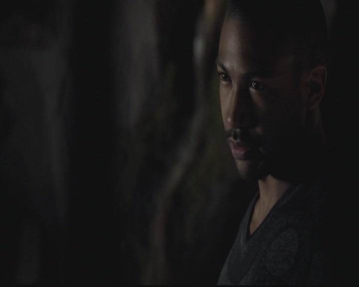 VampireDiariesWorld-dot-org_TheOriginals1x06FruitsOfThePoisonedTree0803.jpg