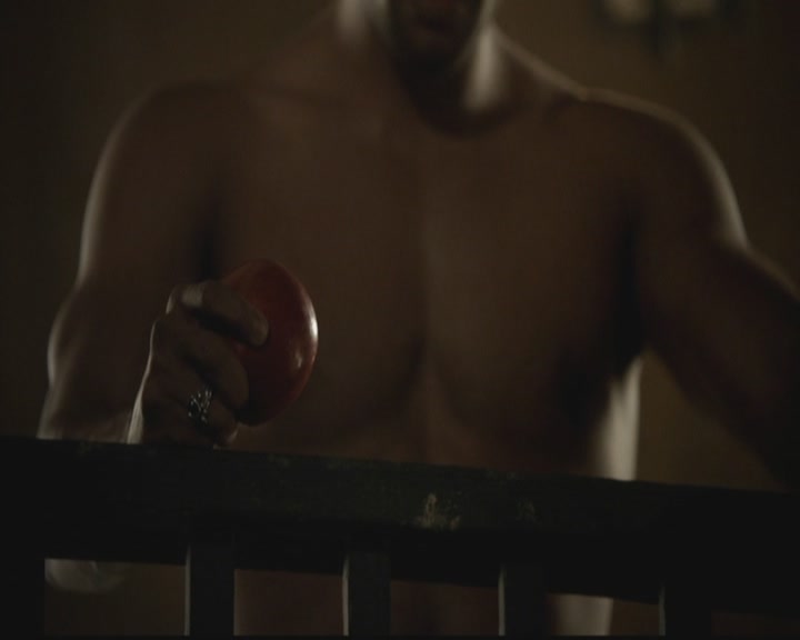 VampireDiariesWorld-dot-org_TheOriginals1x06FruitsOfThePoisonedTree2044.jpg