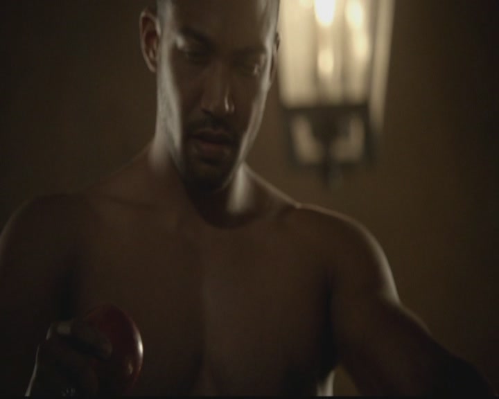 VampireDiariesWorld-dot-org_TheOriginals1x06FruitsOfThePoisonedTree2046.jpg