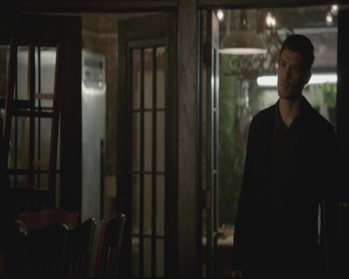 VampireDiariesWorld-dot-org_TheOriginals1x06FruitsOfThePoisonedTree2104.jpg