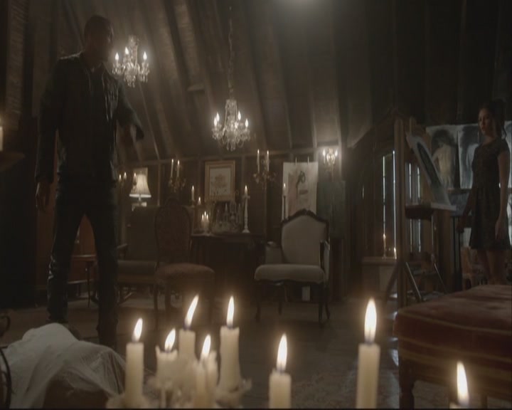 VampireDiariesWorld-dot-org_TheOriginals1x07Bloodletting-deletedscenes0024.jpg