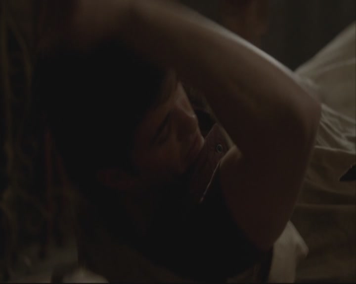 VampireDiariesWorld-dot-org_TheOriginals1x07Bloodletting-deletedscenes0030.jpg