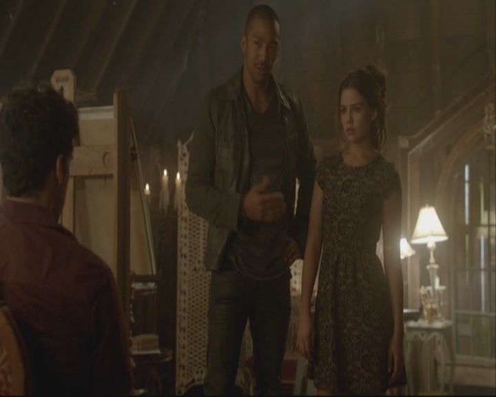 VampireDiariesWorld-dot-org_TheOriginals1x07Bloodletting-deletedscenes0061.jpg