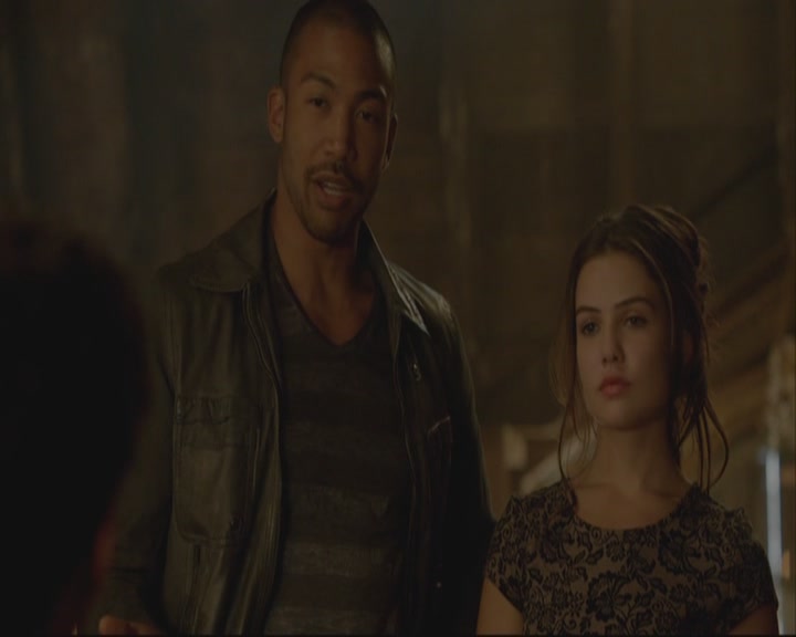 VampireDiariesWorld-dot-org_TheOriginals1x07Bloodletting-deletedscenes0065.jpg