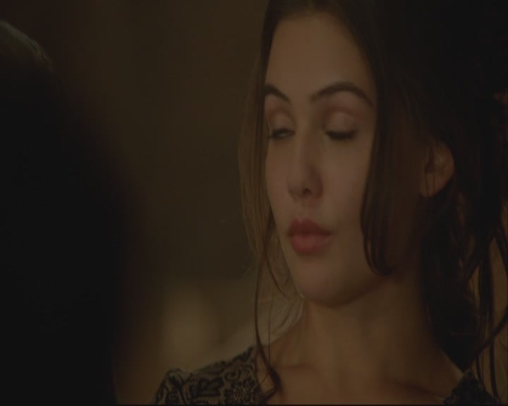 VampireDiariesWorld-dot-org_TheOriginals1x07Bloodletting-deletedscenes0076.jpg