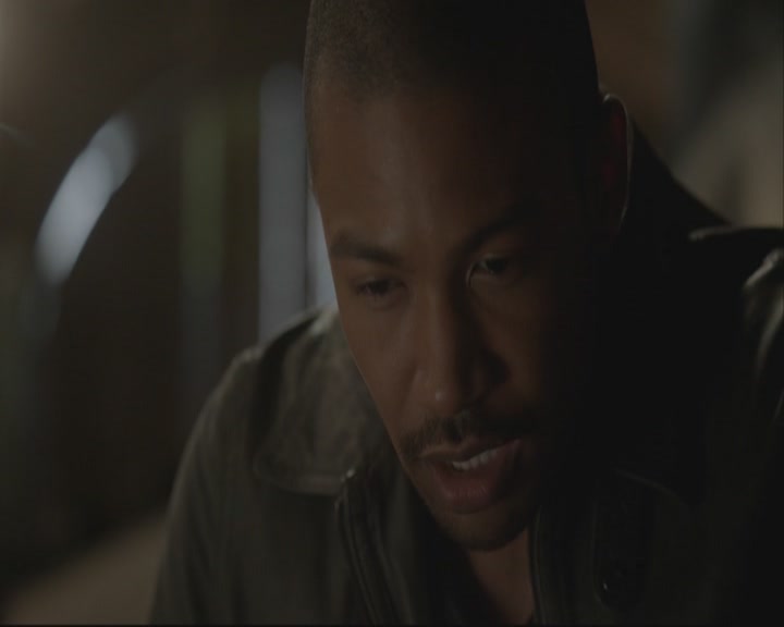 VampireDiariesWorld-dot-org_TheOriginals1x07Bloodletting-deletedscenes0141.jpg