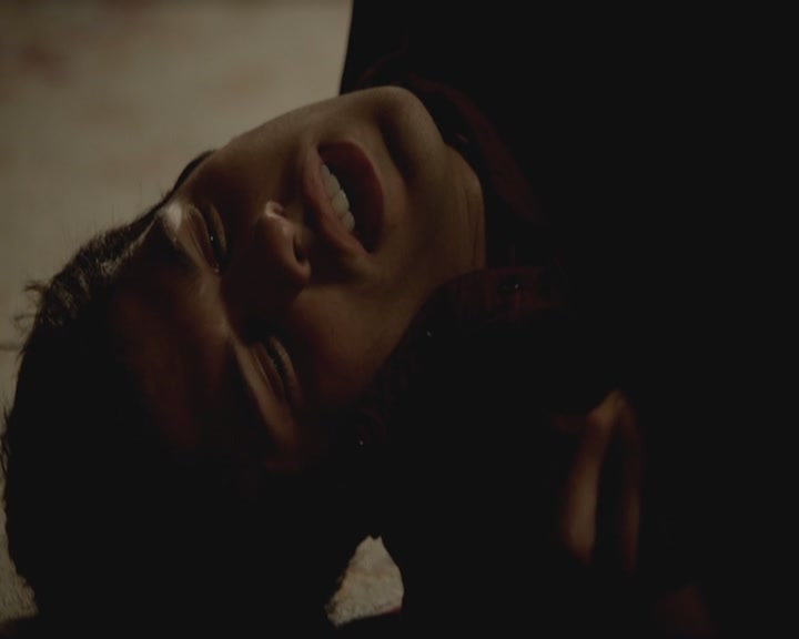 VampireDiariesWorld-dot-org_TheOriginals1x07Bloodletting-deletedscenes0165.jpg