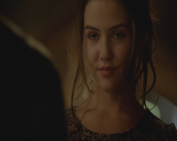 VampireDiariesWorld-dot-org_TheOriginals1x07Bloodletting-deletedscenes0172.jpg