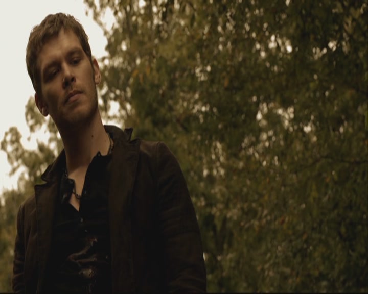 VampireDiariesWorld-dot-org_TheOriginals1x07Bloodletting-deletedscenes0221.jpg