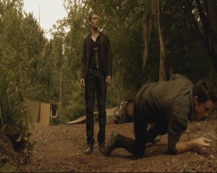 VampireDiariesWorld-dot-org_TheOriginals1x07Bloodletting-deletedscenes0223.jpg