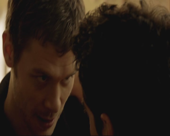 VampireDiariesWorld-dot-org_TheOriginals1x07Bloodletting-deletedscenes0264.jpg