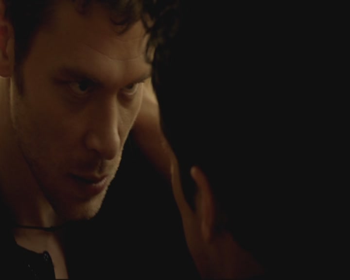 VampireDiariesWorld-dot-org_TheOriginals1x07Bloodletting-deletedscenes0265.jpg