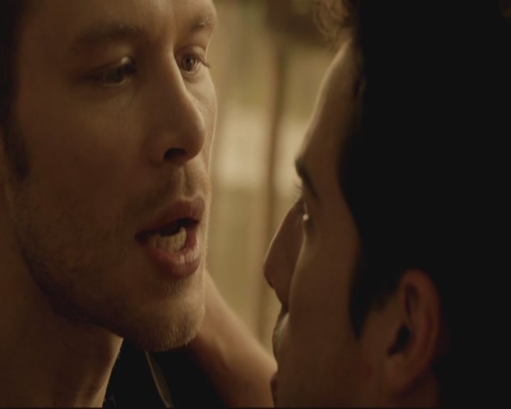 VampireDiariesWorld-dot-org_TheOriginals1x07Bloodletting-deletedscenes0363.jpg