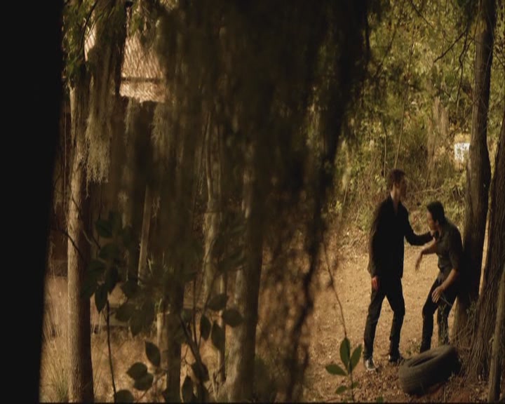 VampireDiariesWorld-dot-org_TheOriginals1x07Bloodletting-deletedscenes0369.jpg