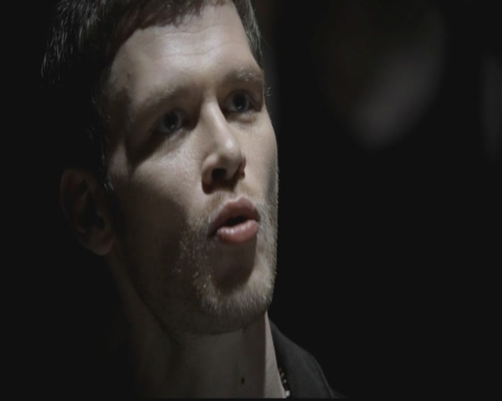 VampireDiariesWorld-dot-org_TheOriginals1x07Bloodletting0185.jpg