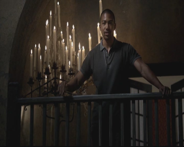 VampireDiariesWorld-dot-org_TheOriginals1x07Bloodletting0210.jpg