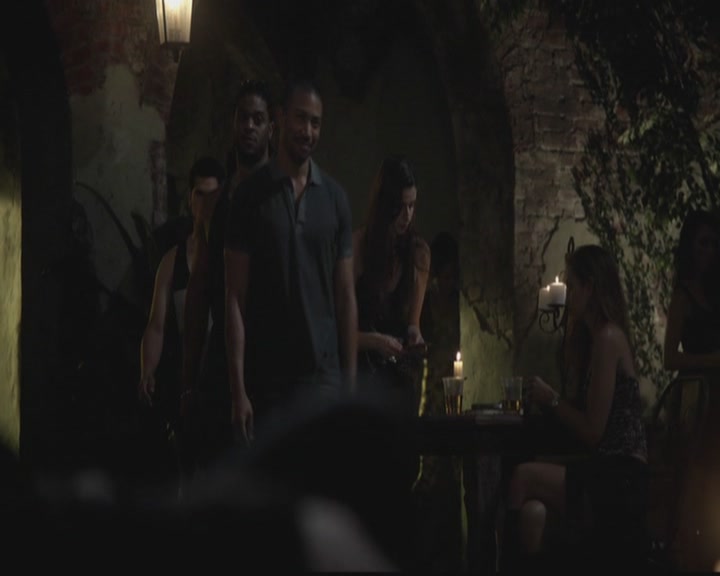 VampireDiariesWorld-dot-org_TheOriginals1x07Bloodletting0281.jpg