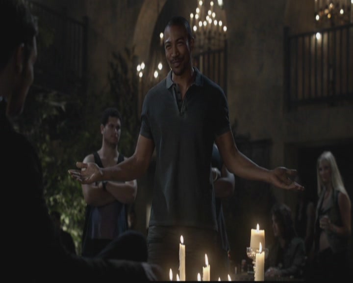 VampireDiariesWorld-dot-org_TheOriginals1x07Bloodletting0287.jpg