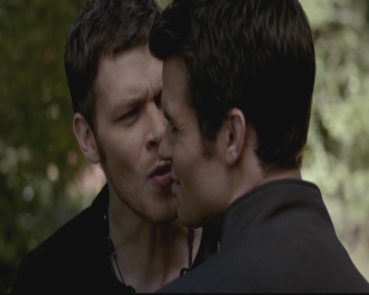 VampireDiariesWorld-dot-org_TheOriginals1x07Bloodletting0617.jpg