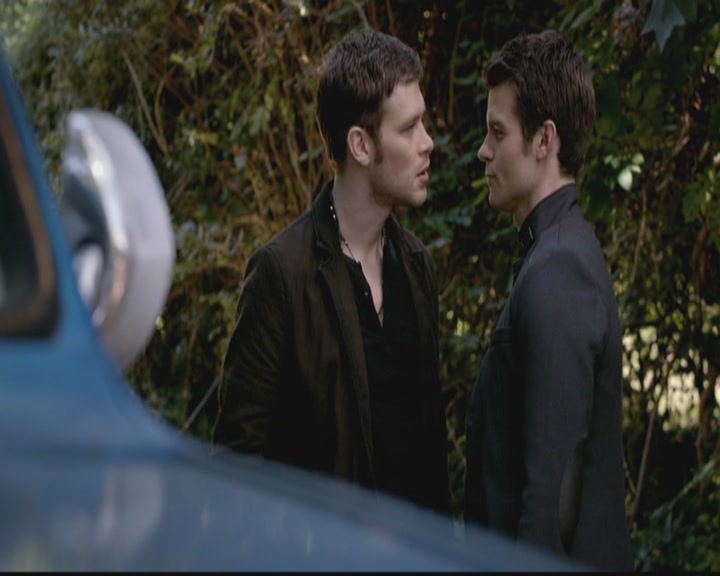 VampireDiariesWorld-dot-org_TheOriginals1x07Bloodletting0621.jpg