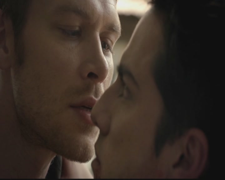 VampireDiariesWorld-dot-org_TheOriginals1x07Bloodletting1640.jpg