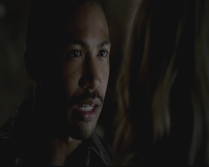 VampireDiariesWorld-dot-org_TheOriginals1x07Bloodletting1718.jpg