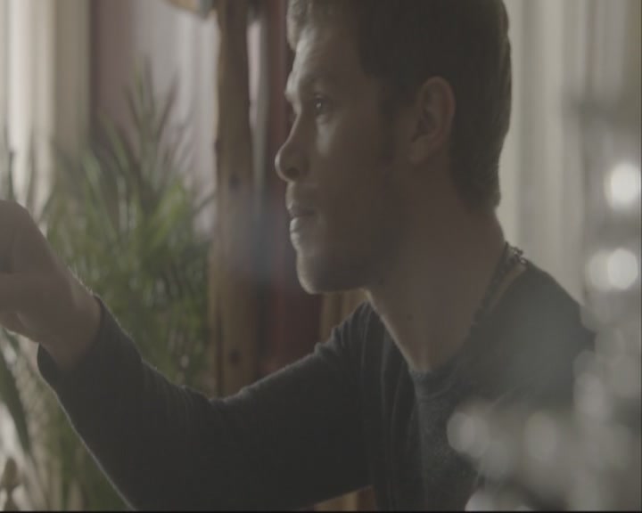 VampireDiariesWorld-dot-org_TheOriginals1x08TheRiverInReverse-deletedscene0068.jpg