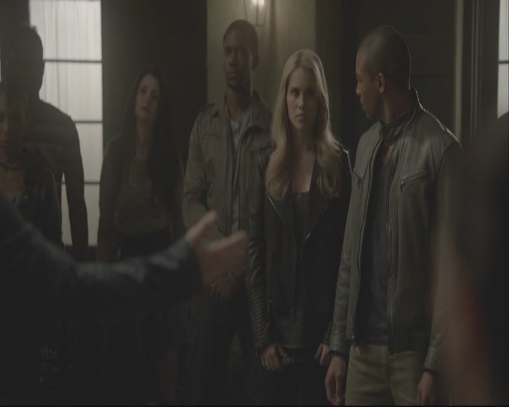 VampireDiariesWorld-dot-org_TheOriginals1x08TheRiverInReverse-deletedscene0151.jpg