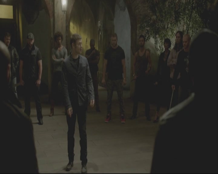 VampireDiariesWorld-dot-org_TheOriginals1x08TheRiverInReverse-deletedscene0163.jpg