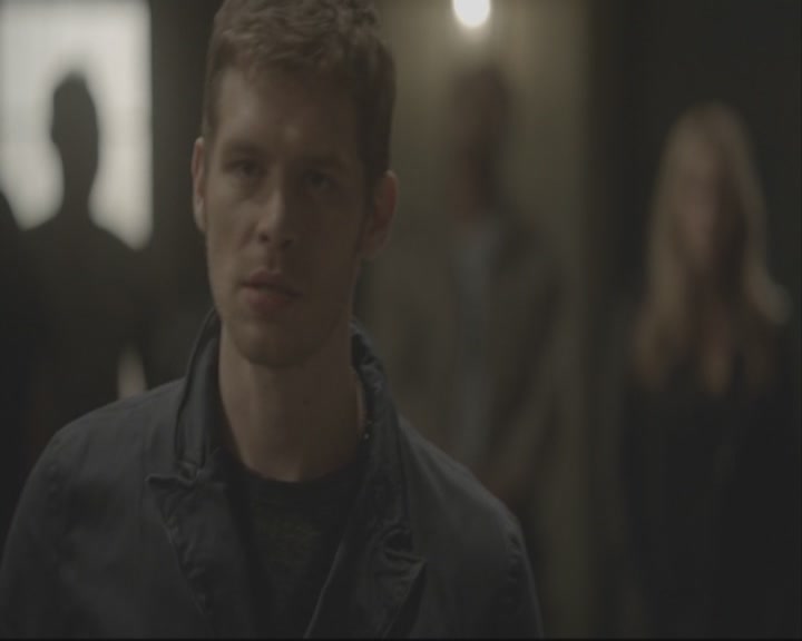 VampireDiariesWorld-dot-org_TheOriginals1x08TheRiverInReverse-deletedscene0200.jpg