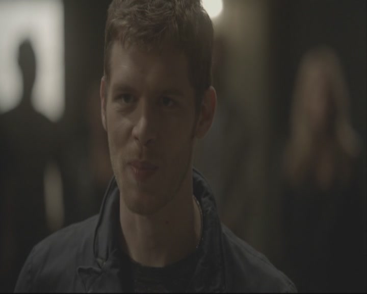 VampireDiariesWorld-dot-org_TheOriginals1x08TheRiverInReverse-deletedscene0202.jpg