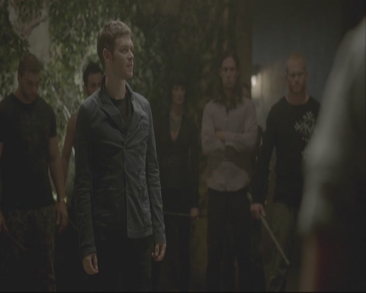 VampireDiariesWorld-dot-org_TheOriginals1x08TheRiverInReverse-deletedscene0227.jpg