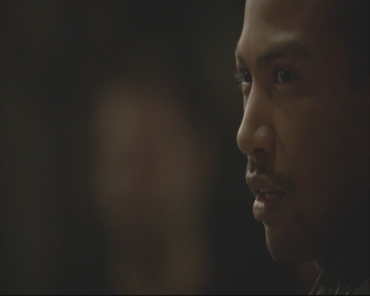 VampireDiariesWorld-dot-org_TheOriginals1x08TheRiverInReverse-deletedscene0232.jpg