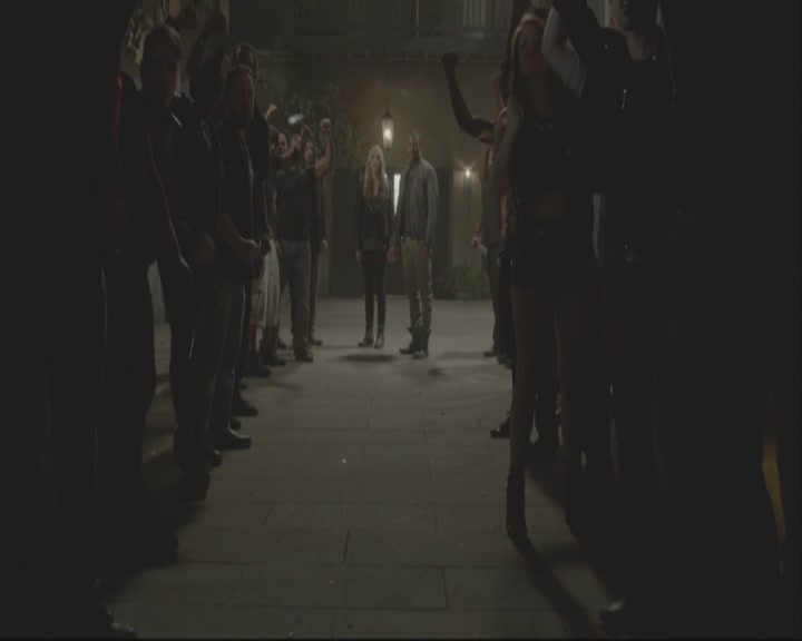 VampireDiariesWorld-dot-org_TheOriginals1x08TheRiverInReverse-deletedscene0304.jpg