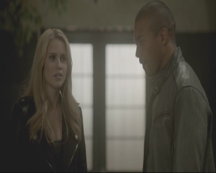 VampireDiariesWorld-dot-org_TheOriginals1x08TheRiverInReverse-deletedscene0305.jpg