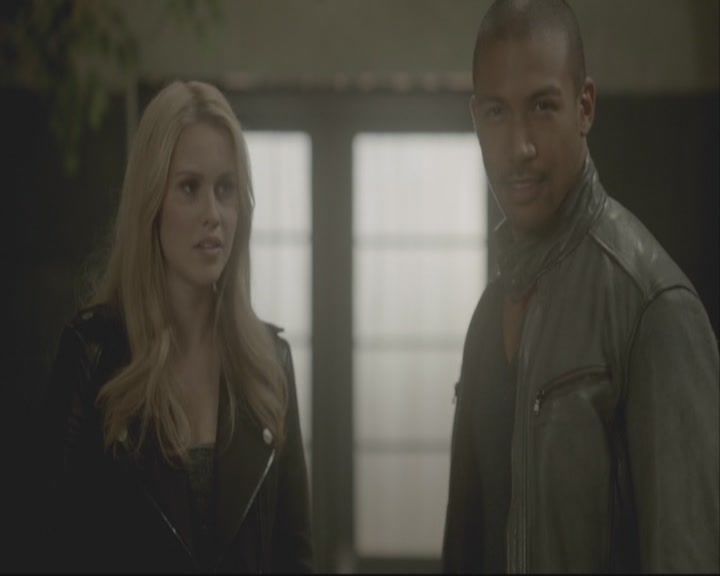 VampireDiariesWorld-dot-org_TheOriginals1x08TheRiverInReverse-deletedscene0306.jpg