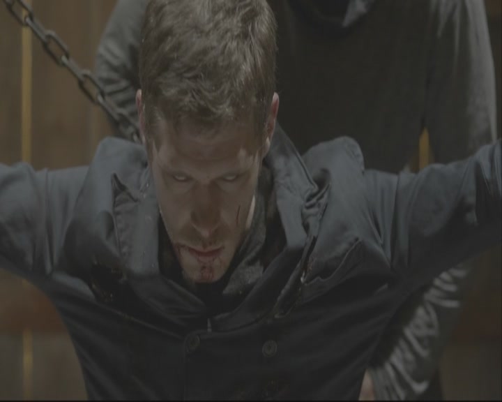 VampireDiariesWorld-dot-org_TheOriginals1x08TheRiverInReverse-deletedscene0309.jpg