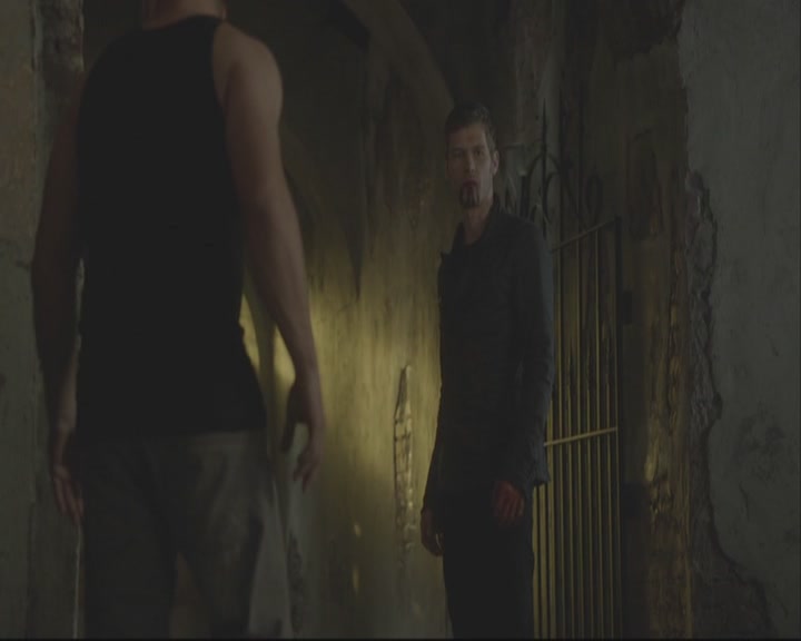 VampireDiariesWorld-dot-org_TheOriginals1x08TheRiverInReverse-deletedscene0370.jpg