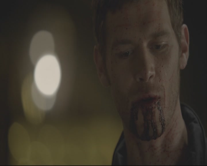 VampireDiariesWorld-dot-org_TheOriginals1x08TheRiverInReverse-deletedscene0394.jpg