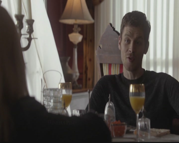 VampireDiariesWorld-dot-org_TheOriginals1x08TheRiverInReverse0151.jpg