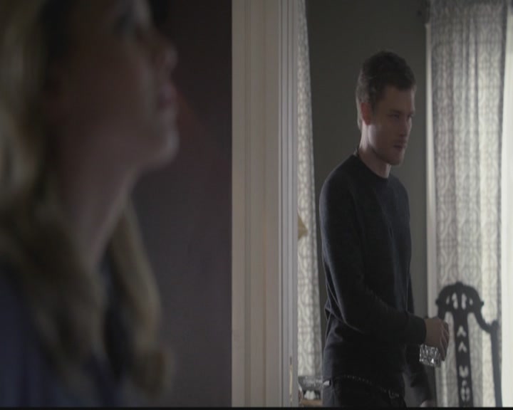 VampireDiariesWorld-dot-org_TheOriginals1x08TheRiverInReverse0494.jpg