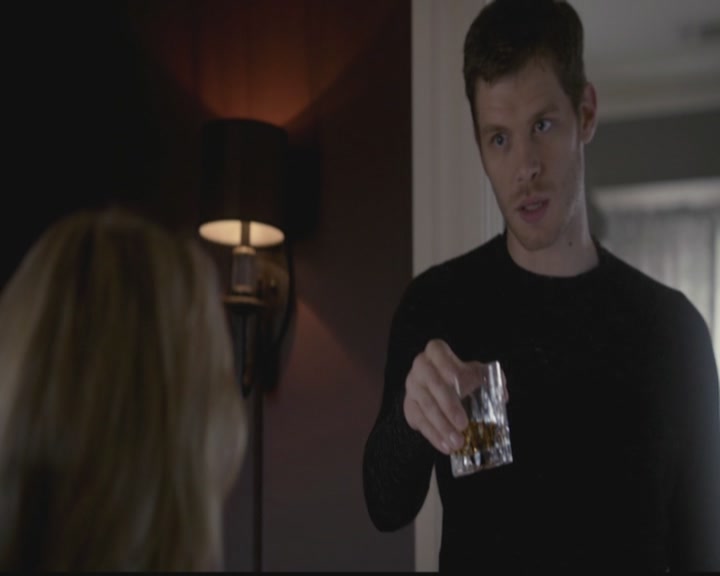 VampireDiariesWorld-dot-org_TheOriginals1x08TheRiverInReverse0553.jpg