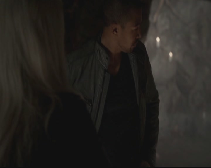 VampireDiariesWorld-dot-org_TheOriginals1x08TheRiverInReverse0590.jpg