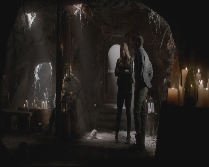 VampireDiariesWorld-dot-org_TheOriginals1x08TheRiverInReverse0623.jpg