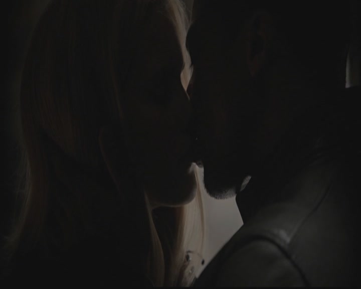 VampireDiariesWorld-dot-org_TheOriginals1x08TheRiverInReverse0673.jpg