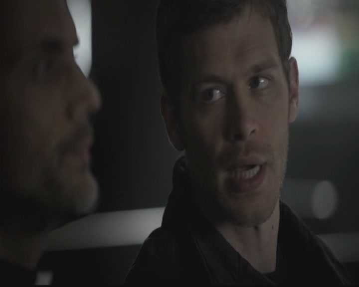 VampireDiariesWorld-dot-org_TheOriginals1x08TheRiverInReverse0916.jpg