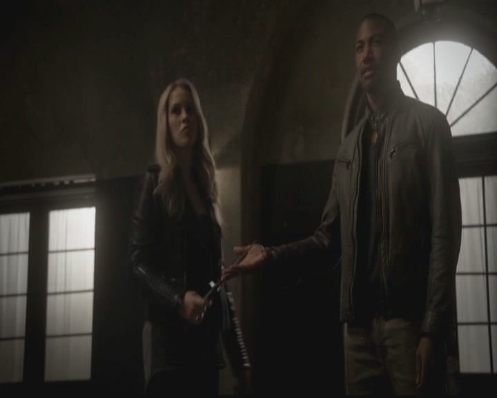 VampireDiariesWorld-dot-org_TheOriginals1x08TheRiverInReverse1155.jpg